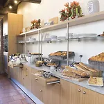 Hotel Le Donjon - Coeur De La Cite Medievale 4*