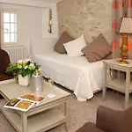 Le Donjon - Coeur De La Cite Medievale Hotel 4*