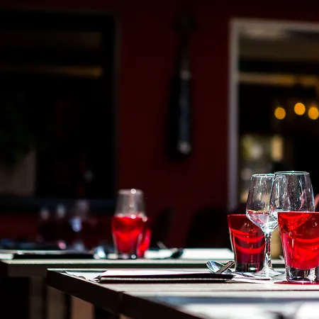 Le Donjon - Coeur De La Cite Medievale 4*