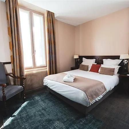 Le Donjon - Cœur De La Cité Médiévale