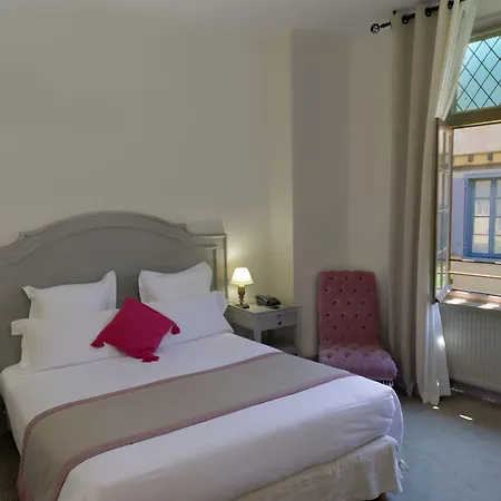 Le Donjon - Cœur De La Cité Médiévale Hotel 4*