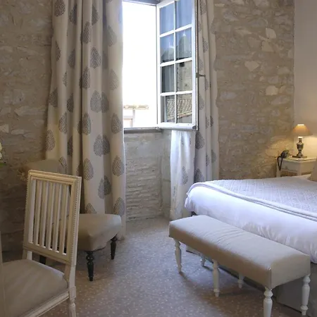 Le Donjon - Cœur De La Cité Médiévale Hotel