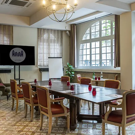 فندق Le Donjon - Coeur De La Cite Medievale 4*