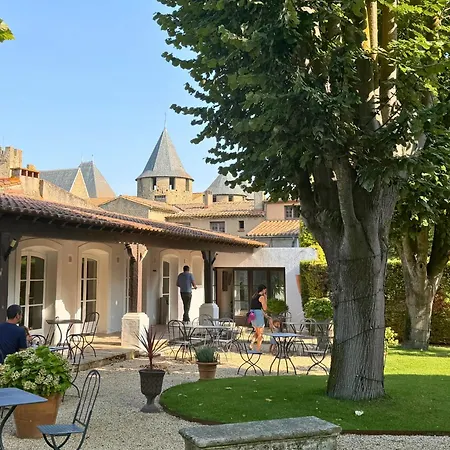 Hotel Le Donjon - Coeur De La Cite Medievale 4*