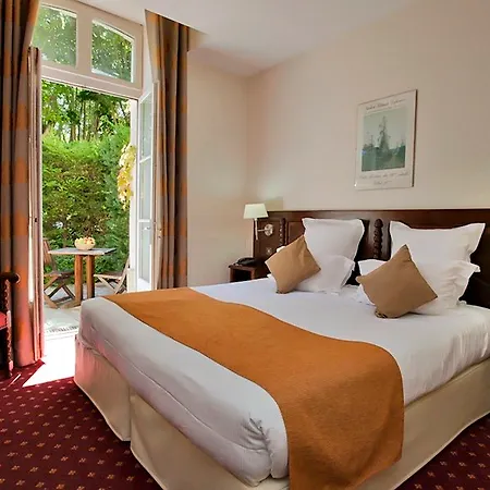 Hotel Le Donjon - Coeur De La Cite Medievale 4*