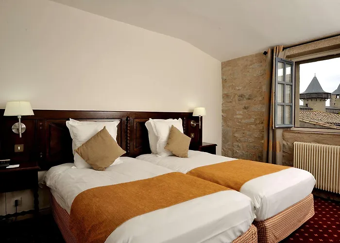 Le Donjon - Coeur De La Cite Medievale 4*