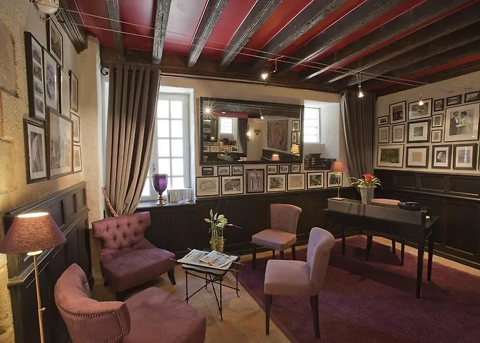 Le Donjon - Coeur De La Cite Medievale 4*