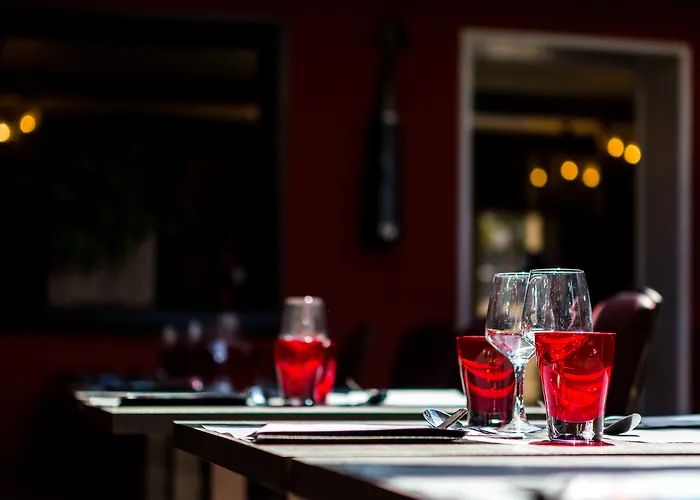 Le Donjon - Coeur De La Cite Medievale 4*