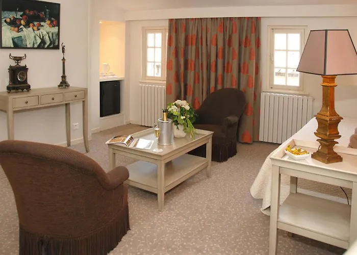 Le Donjon - Coeur De La Cite Medievale 4*